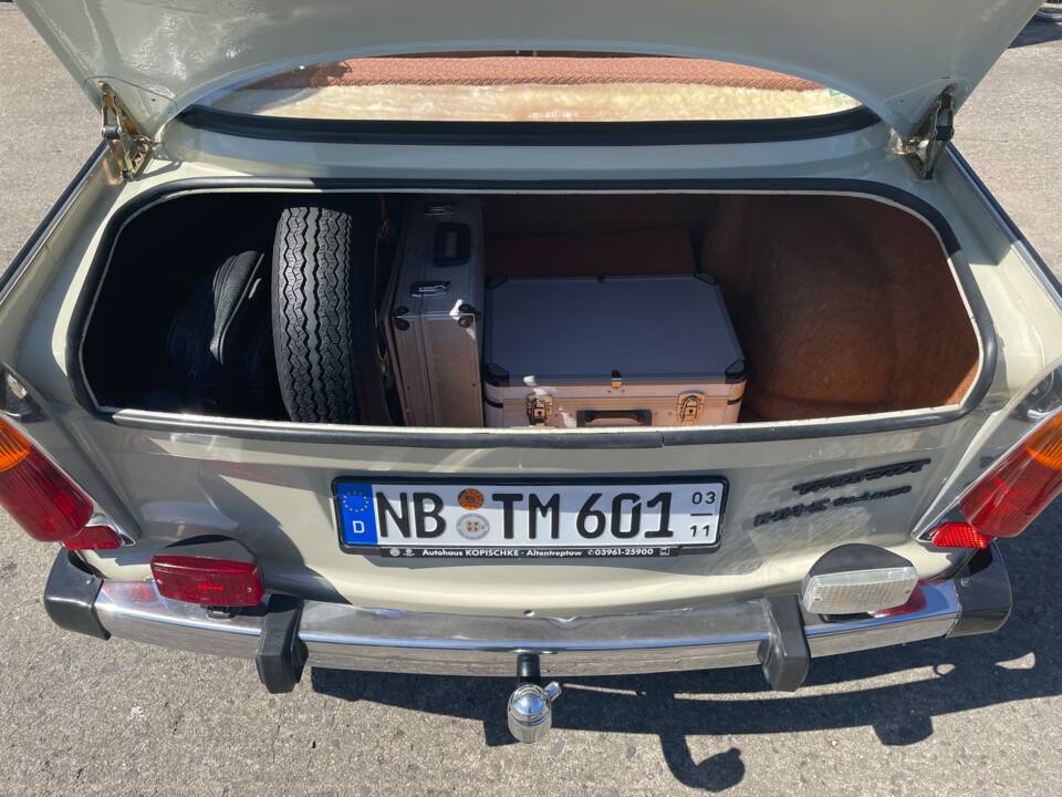 Bild 5/20 von Trabant 601 S de Luxe (1989)