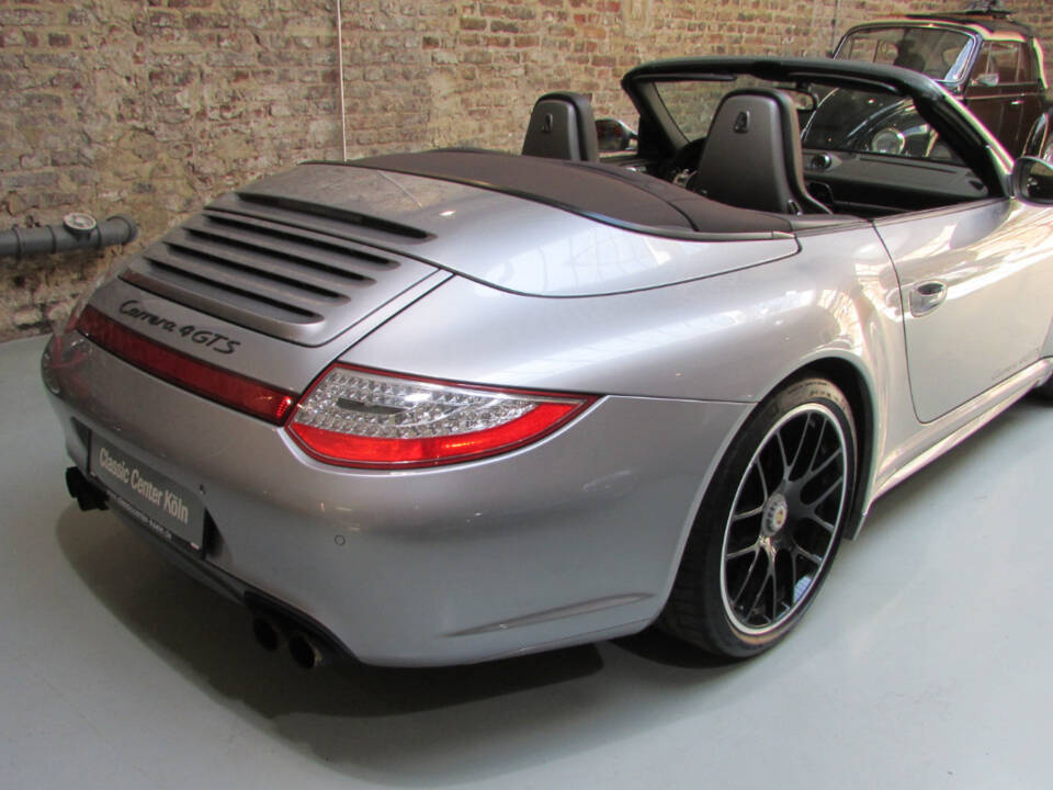 Image 3/21 of Porsche 911 Carrera 4 GTS (2012)