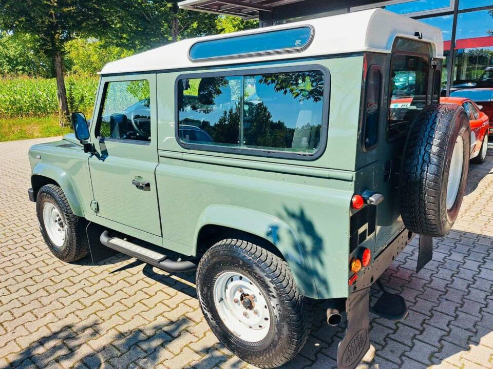 Bild 7/14 von Land Rover Defender 90 (2015)