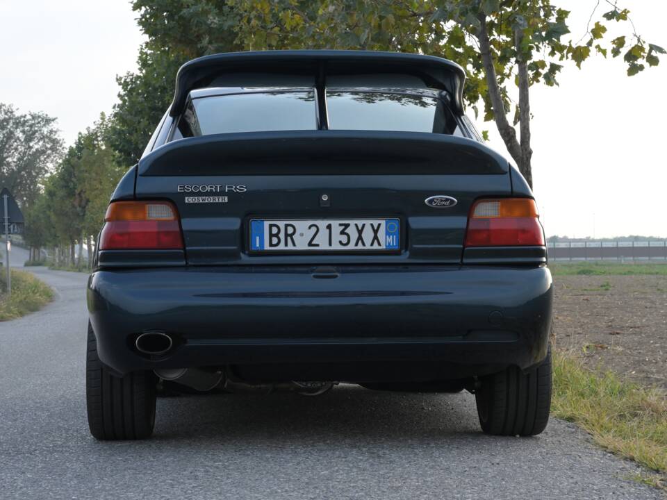 Bild 65/73 von Ford Escort RS Cosworth (1992)
