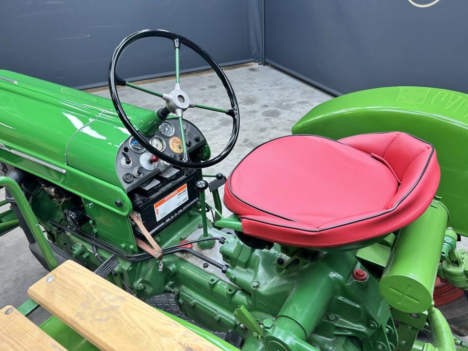 Image 3/50 de Porsche-Diesel P 133 (1956)