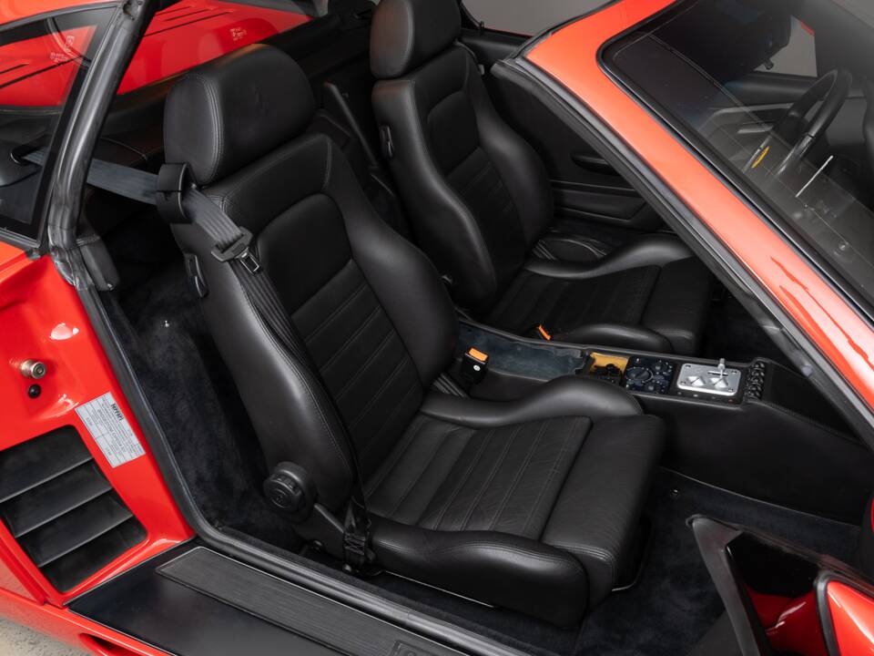 Image 27/37 of Ferrari F 355 F1 GTS (1997)