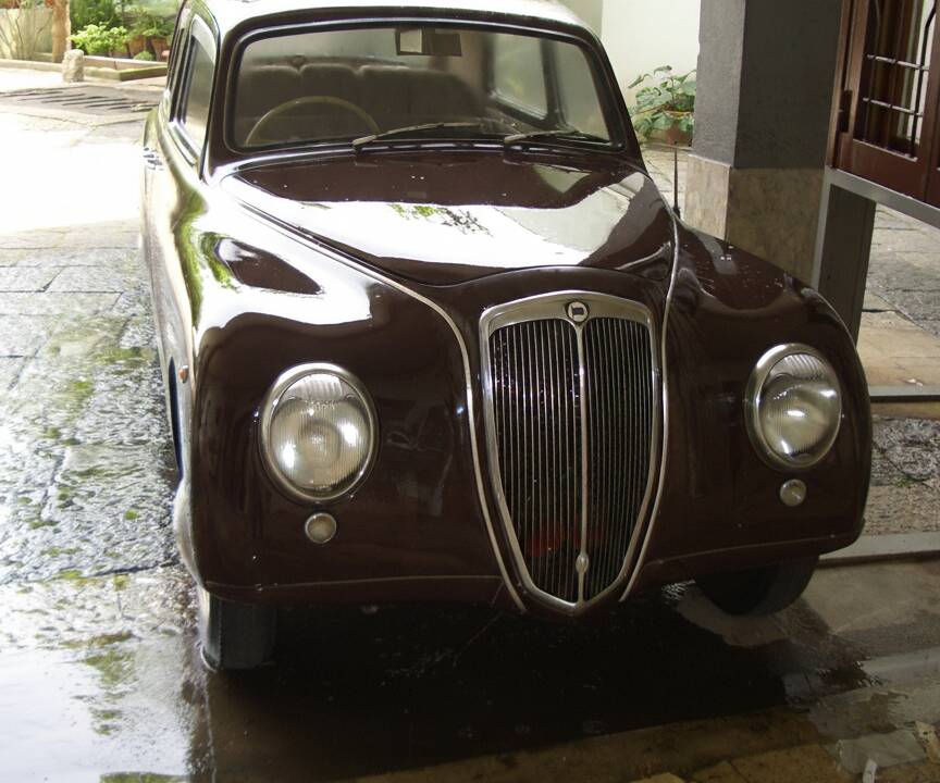 Image 1/9 of Lancia Aurelia B21 (1953)