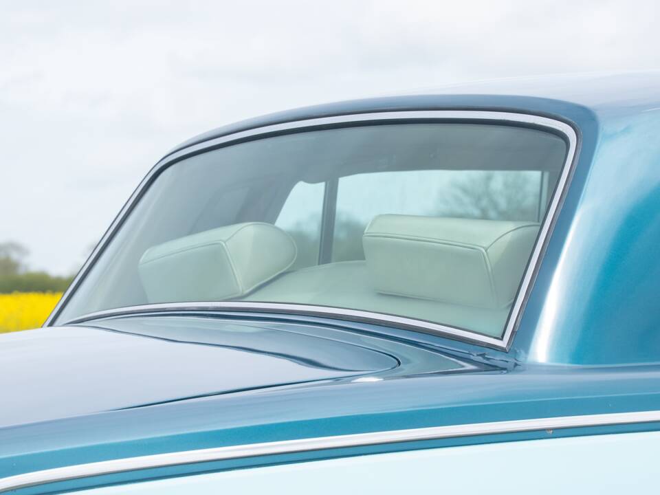 Image 48/50 of Rolls-Royce Silver Shadow I (1976)