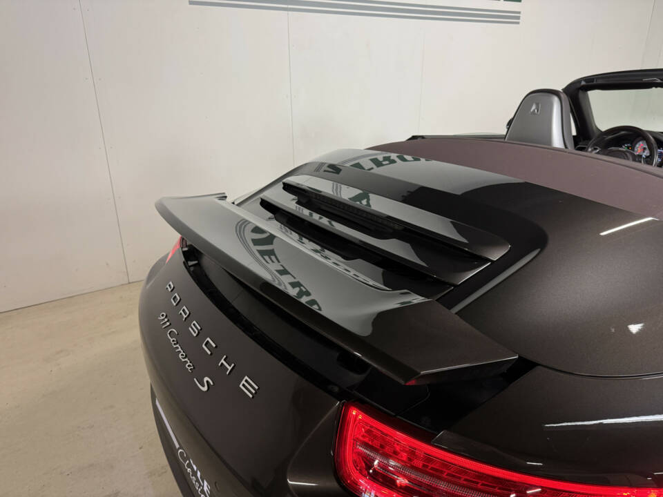 Image 44/50 de Porsche 911 Carrera S (2013)