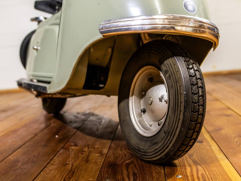 Image 6/15 of Lohner L 125 (1958)