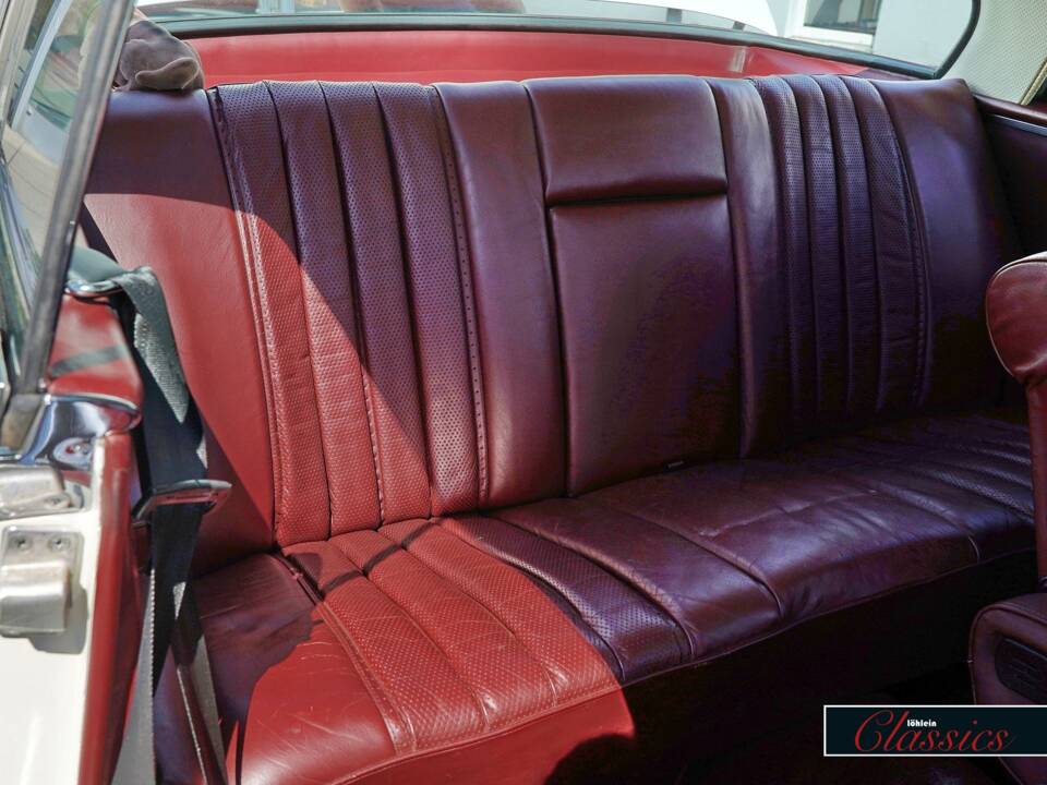 Image 8/29 de Mercedes-Benz 280 SE 3,5 (1971)