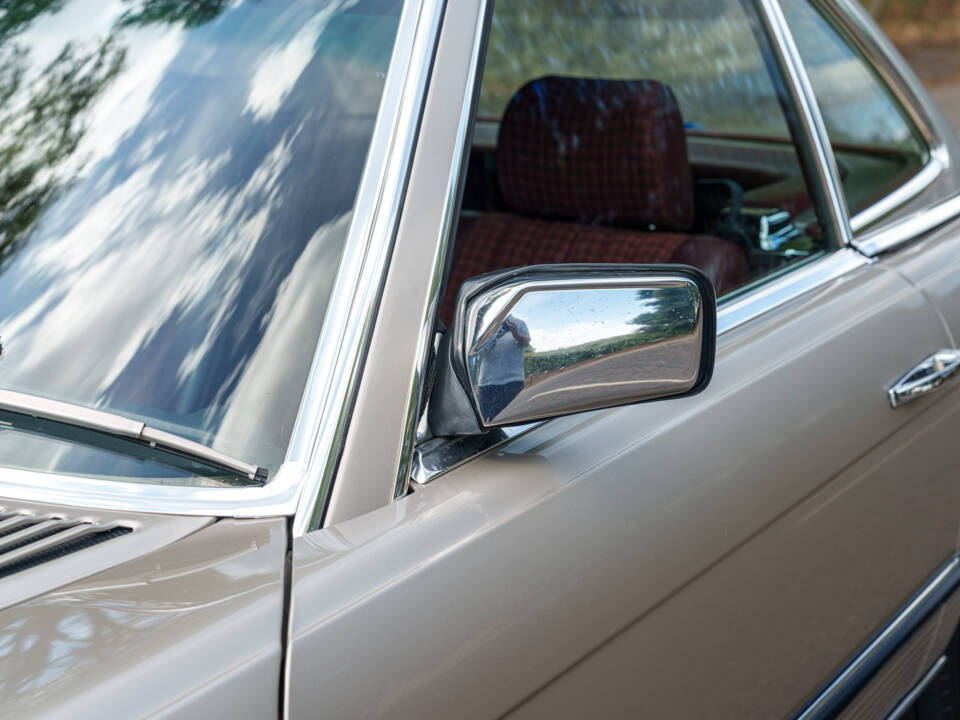 Image 10/23 of Mercedes-Benz 380 SL (1985)