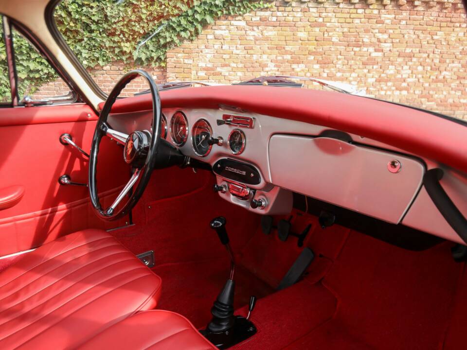 Image 18/50 de Porsche 356 C 1600 (1964)
