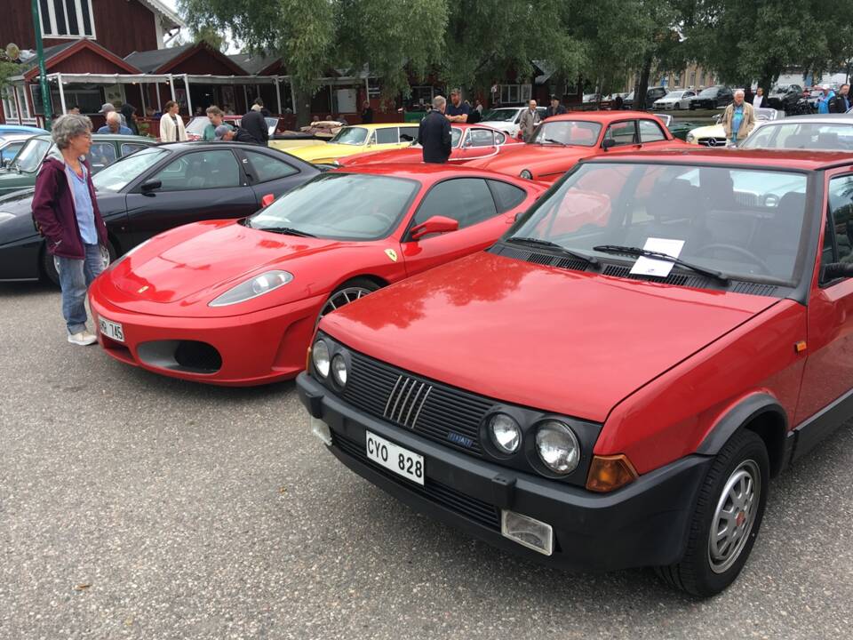 Bild 18/19 von FIAT Ritmo 105 TC (1984)