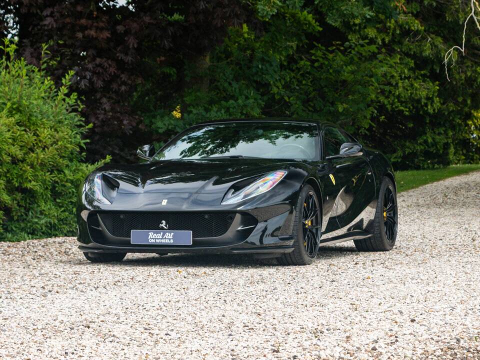 Immagine 3/22 di Ferrari 812 Superfast (2018)