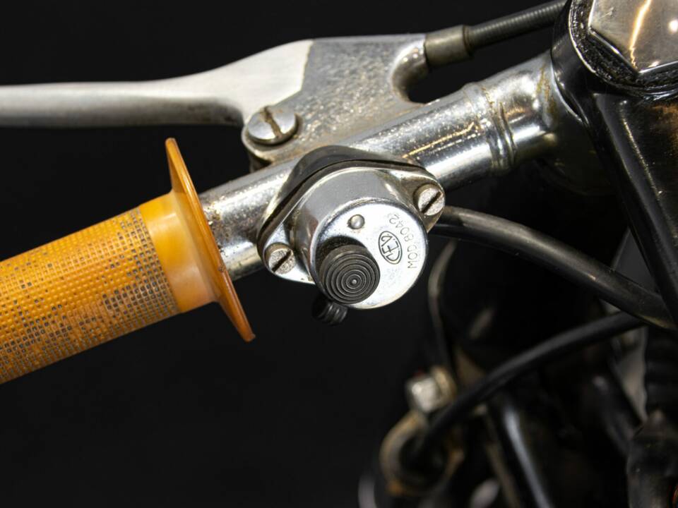 Image 45/50 of Gilera DUMMY (1962)