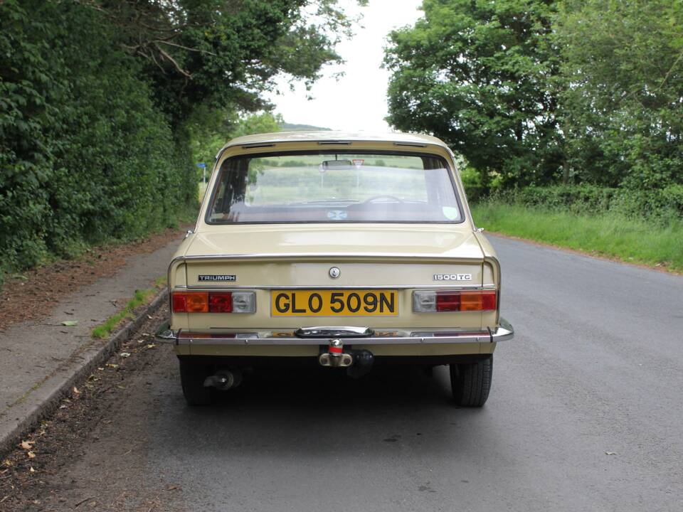 Image 5/17 of Triumph 1500 (1974)