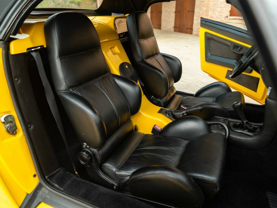 Image 50/50 of Alfa Romeo RZ (1994)