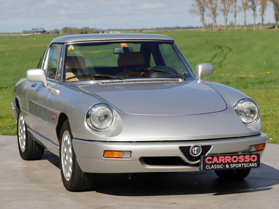 Image 5/50 of Alfa Romeo 2.0 Spider (1992)