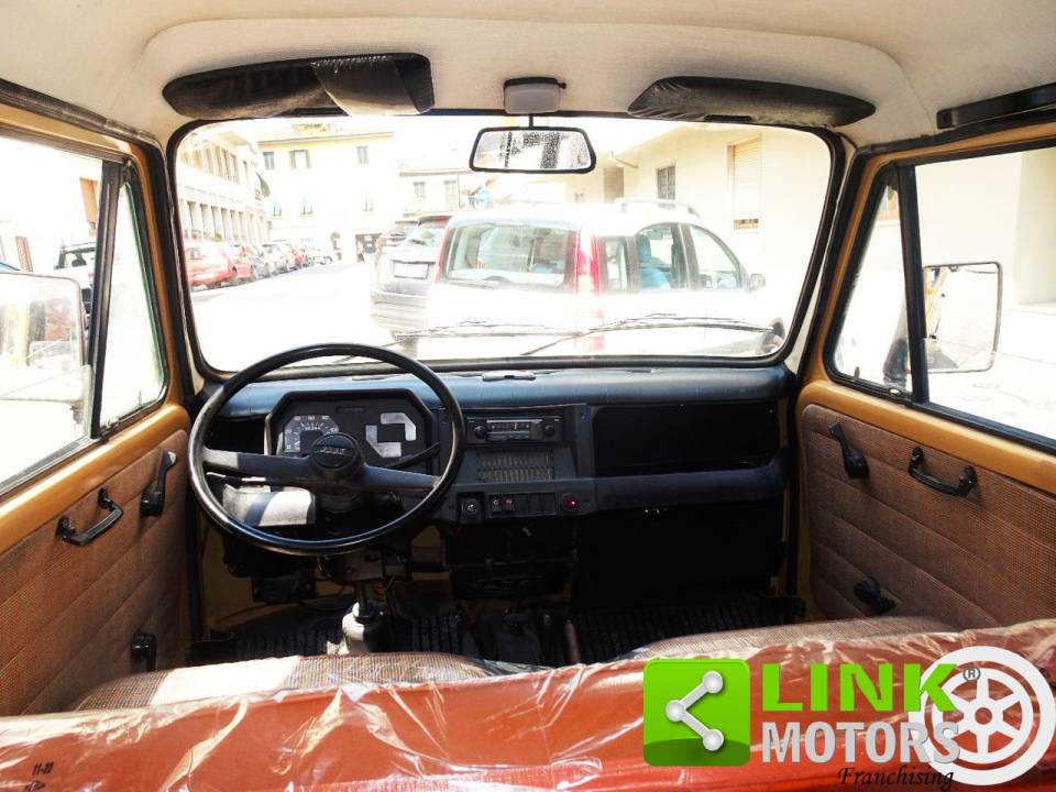 Image 9/10 of FIAT 900 T&#x2F;E Panorama (1986)