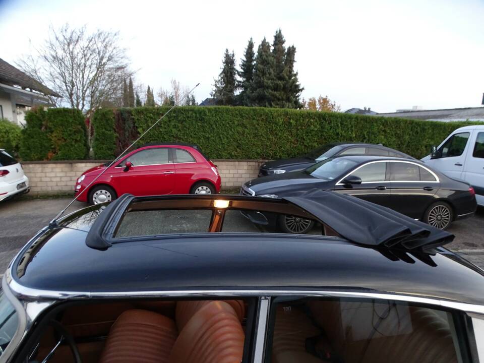 Bild 25/32 von Citroën DS 20 Pallas (1972)