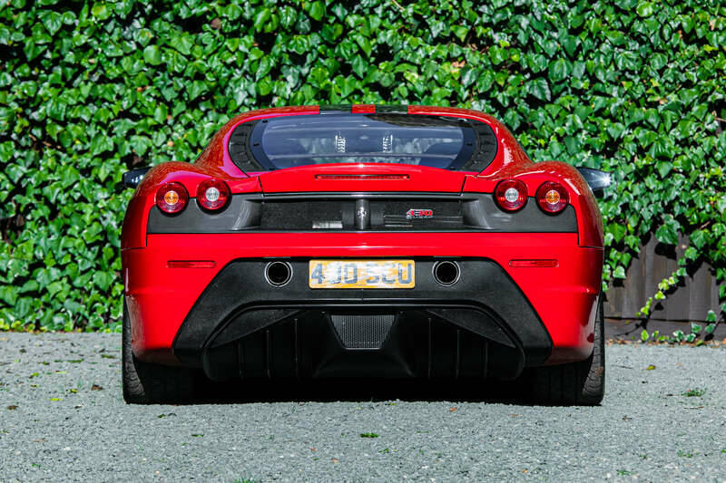 Immagine 9/50 di Ferrari 430 Scuderia (2009)