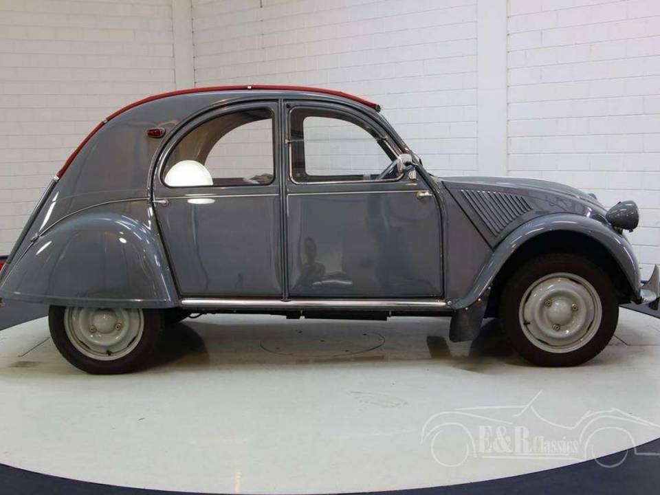 Immagine 15/15 di Citroën 2 CV (1959)