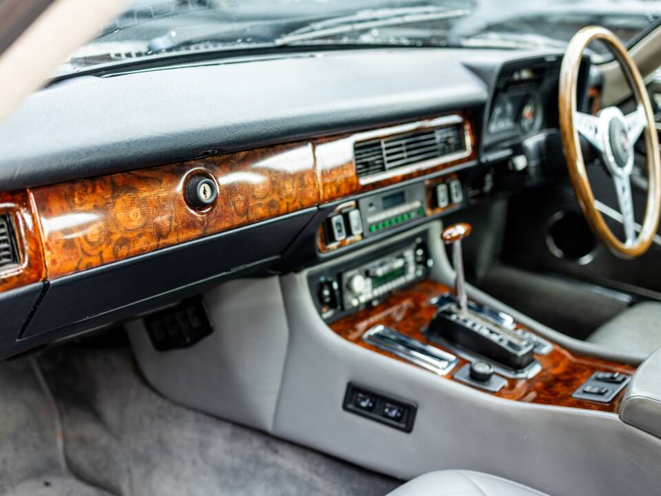 Bild 46/49 von Jaguar XJ-S V12 (1986)