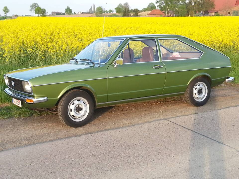 Image 88/91 of Volkswagen Passat 1.3 (1974)