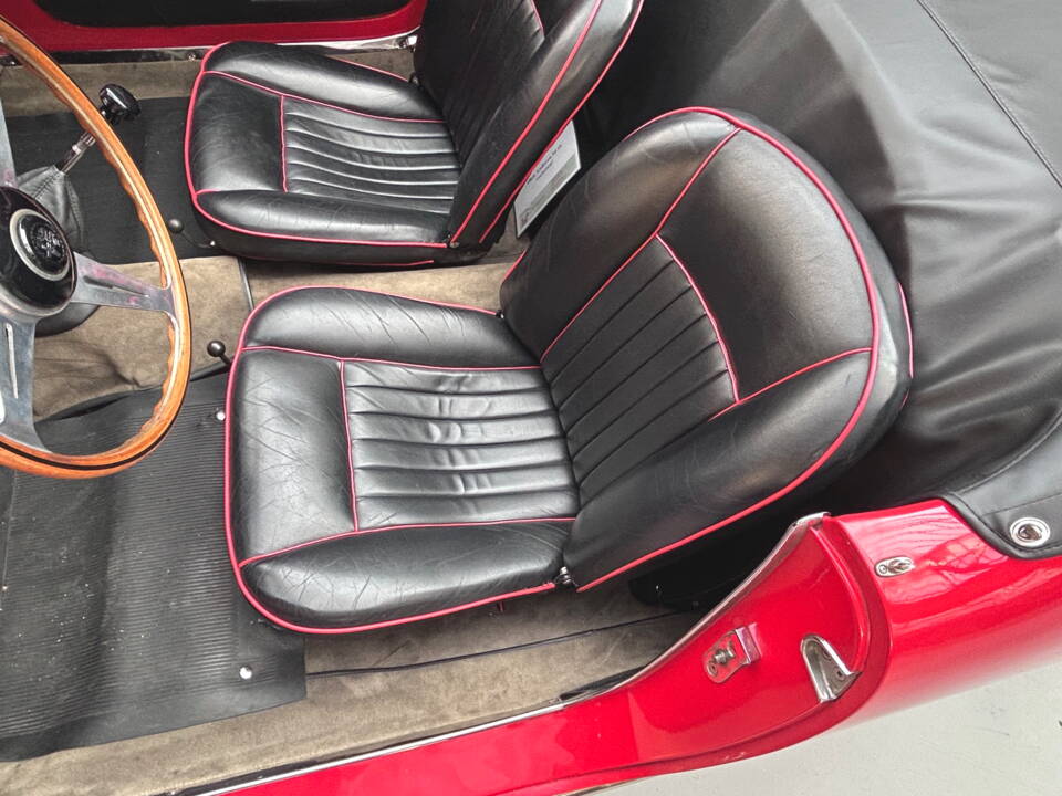 Image 15/35 of Alfa Romeo Giulietta Spider (1960)