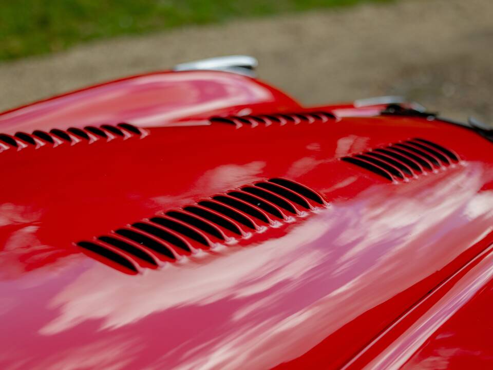 Image 25/50 of Jaguar XK 120 OTS (1950)