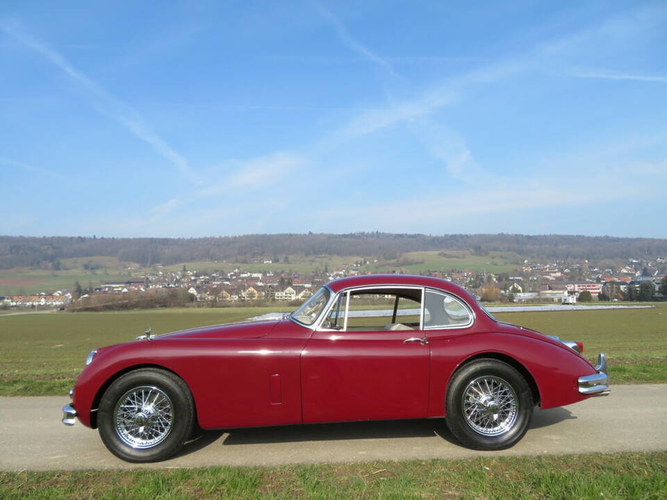 Image 3/15 de Jaguar XK 150 FHC (1959)