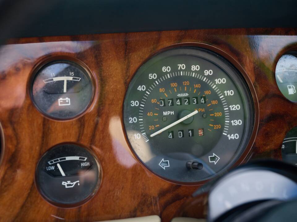 Bild 39/50 von Rolls-Royce Corniche I (1987)