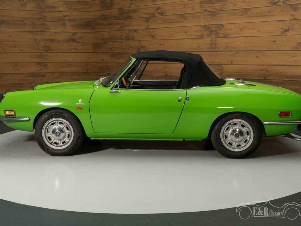 Immagine 15/18 di FIAT 850 Sport Spider (1972)