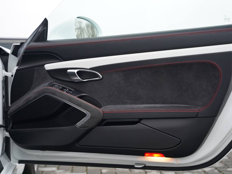 Bild 14/50 von Porsche 911 GT3 (2015)