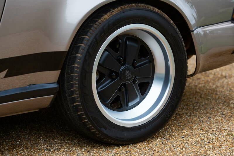 Image 21/50 of Porsche 911 SC 3.0 (1982)