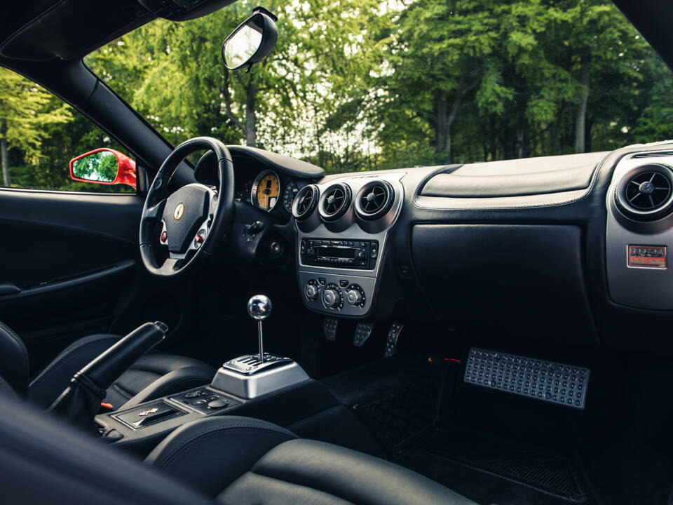 Bild 37/63 von Ferrari F 430 (2005)