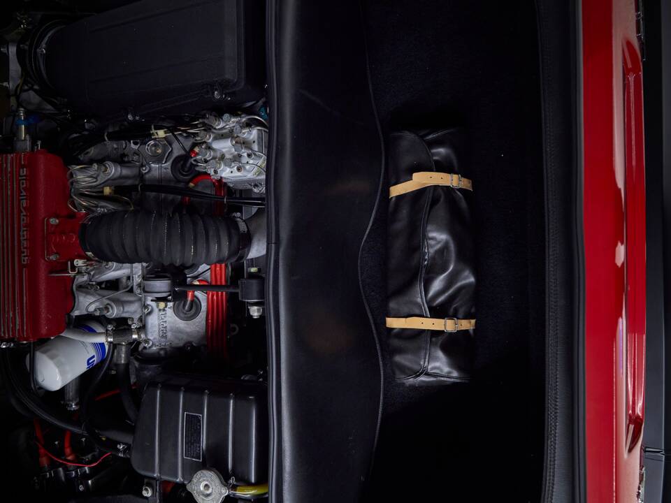 Image 82/100 of Ferrari 308 GTB Quattrovalvole (1983)