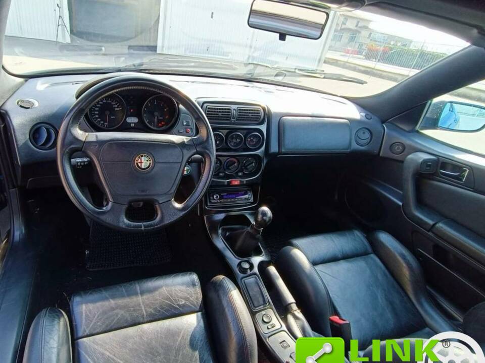 Image 9/10 of Alfa Romeo Spider 3.0 V6 (1997)