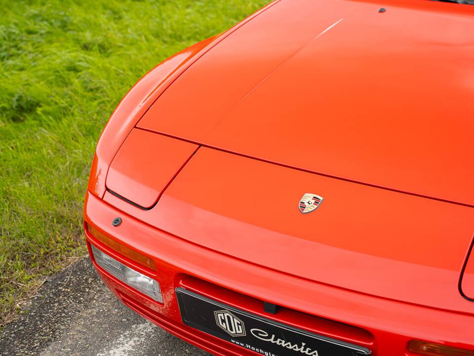 Bild 11/43 von Porsche 944 Turbo (1991)