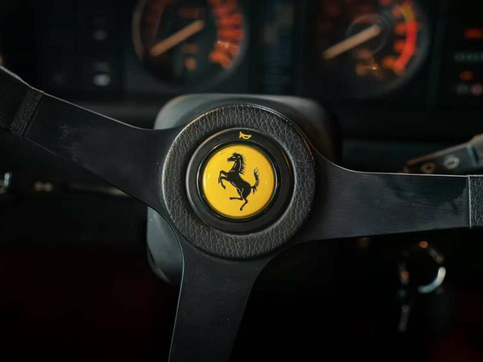 Image 22/29 of Ferrari Mondial 3.2 (1986)