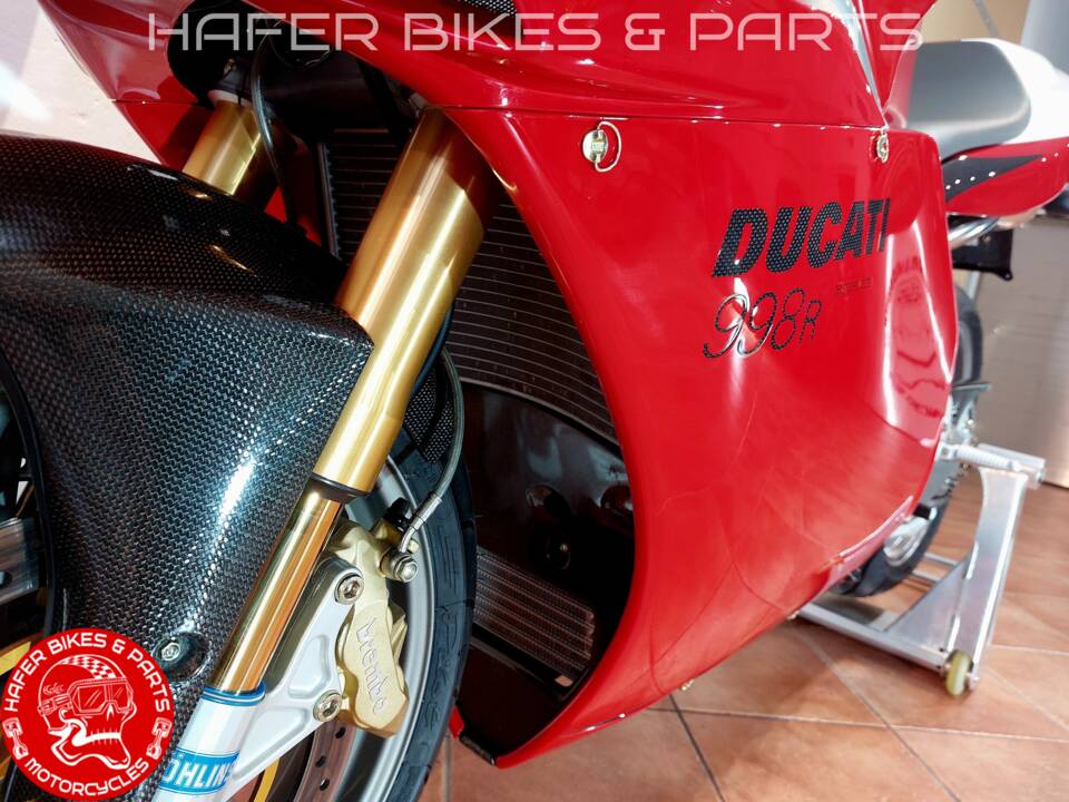 Immagine 35/58 di Ducati 998 R (2002)