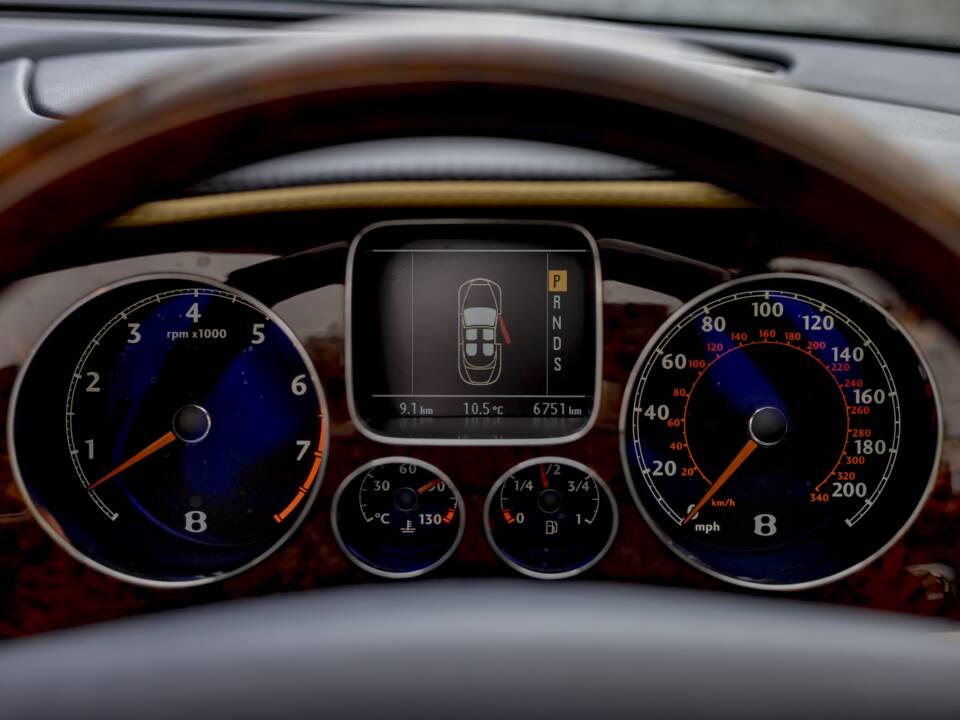 Imagen 17/33 de Bentley Continental GTC (2007)