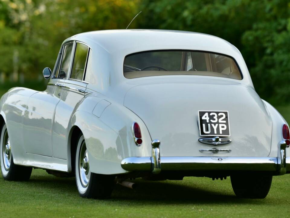 Bild 23/50 von Bentley S 2 (1961)