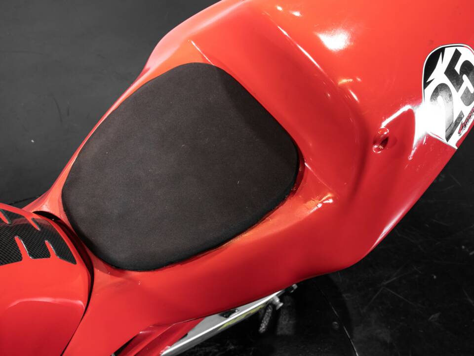 Image 21/33 of Honda CBR 600 F (1994)