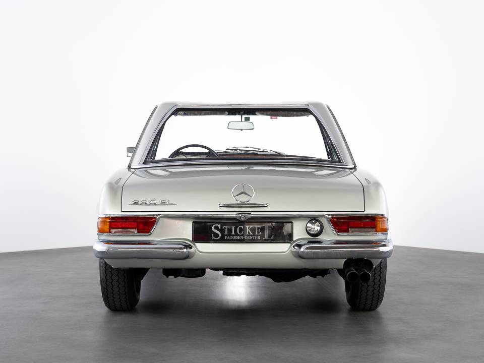 Immagine 6/14 di Mercedes-Benz 230 SL (1965)