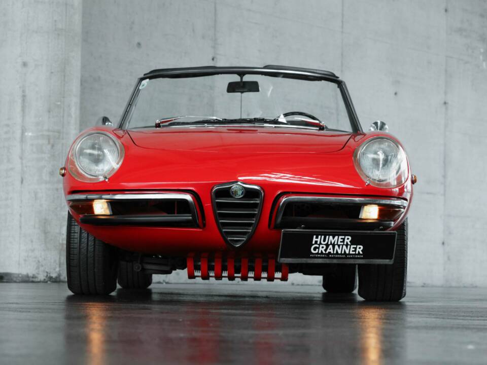 Immagine 9/47 di Alfa Romeo 1300 Spider Junior (1969)