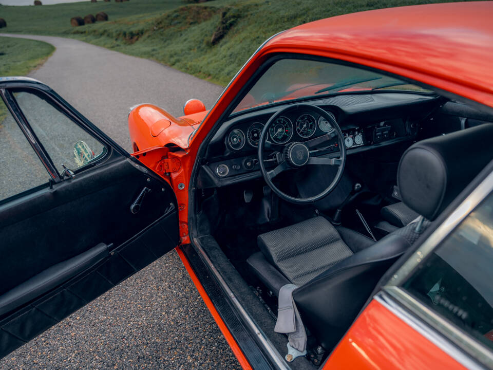 Image 7/63 of Porsche 911 R (1967)