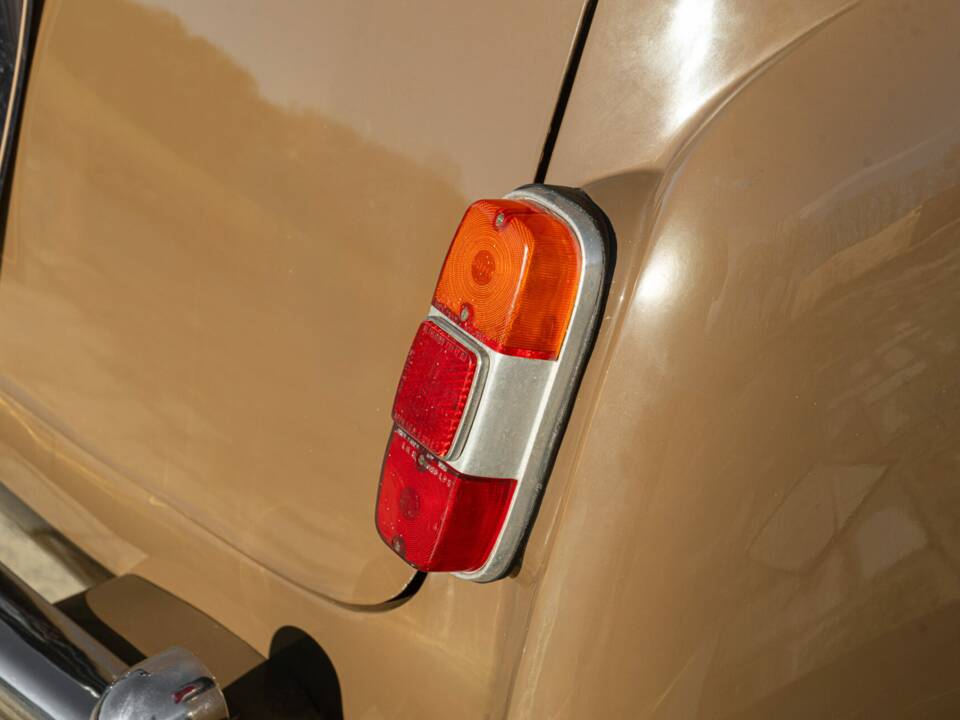 Bild 9/50 von FIAT 1100-103 Familiare Viotti (1954)