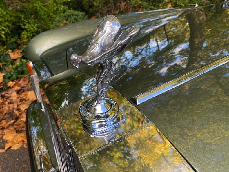 Image 50/50 de Rolls-Royce Silver Shadow II (1979)