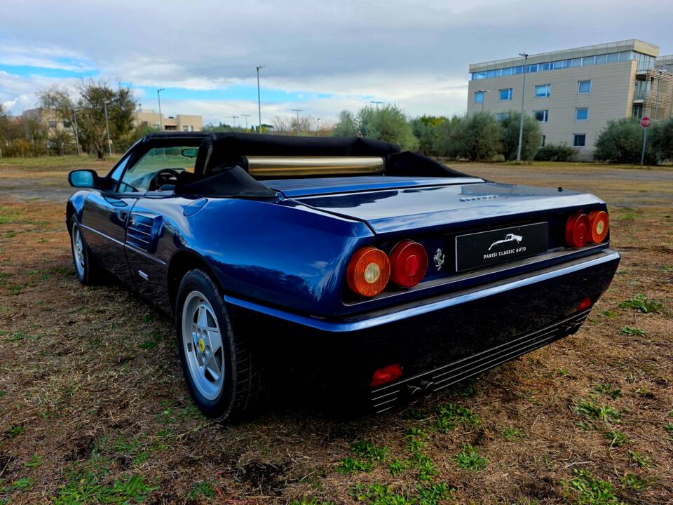 Bild 7/25 von Ferrari Mondial T (1989)