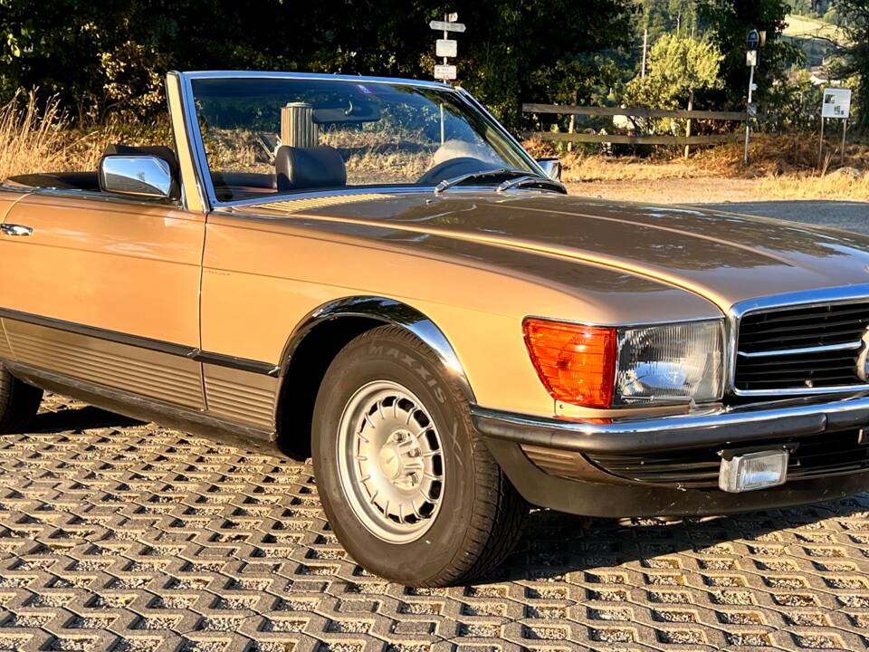 Bild 9/21 von Mercedes-Benz 500 SL (1981)