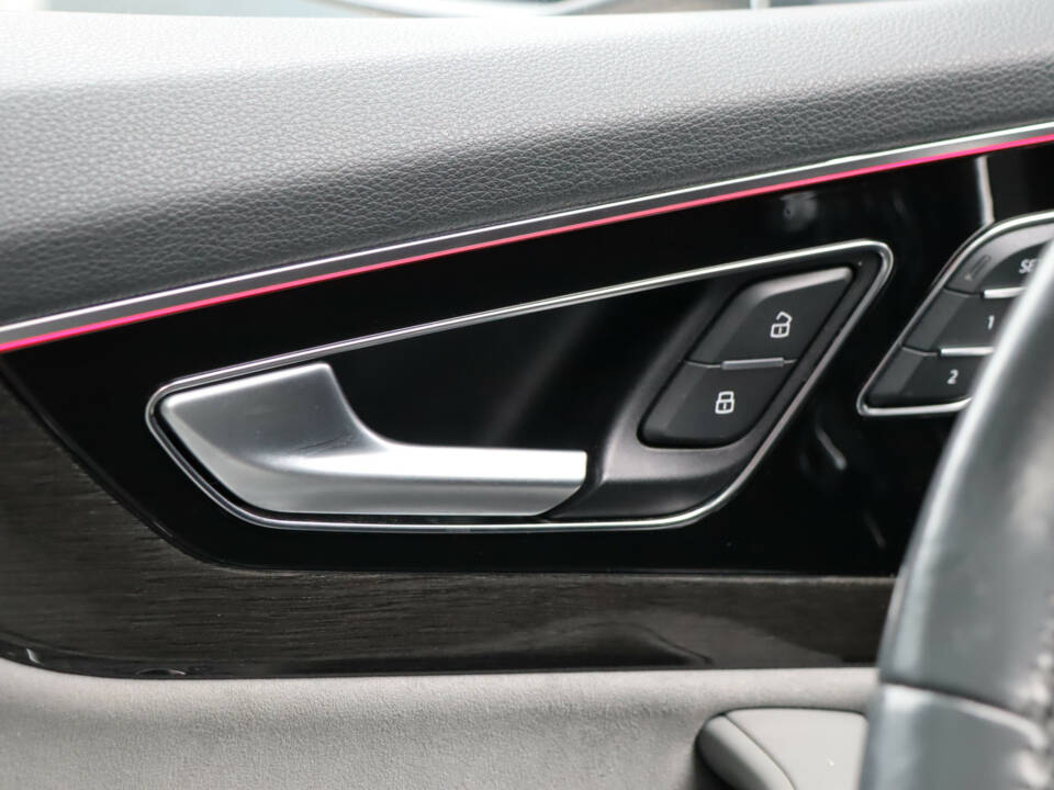 Image 25/50 of Audi Q7 3.0 TFSI (2017)