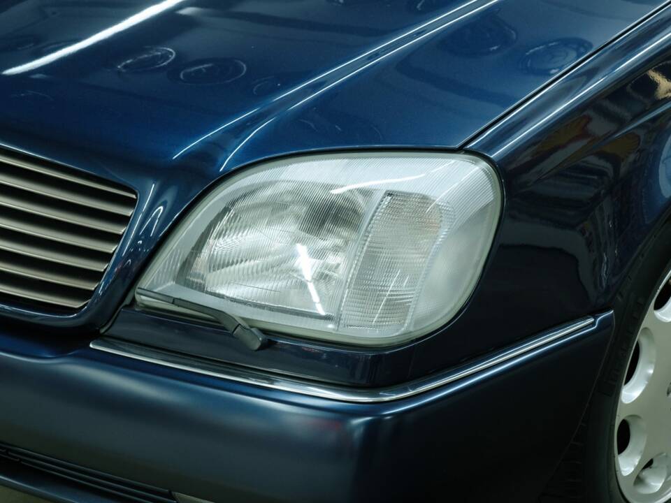 Bild 12/50 von Mercedes-Benz S 420 C (1994)